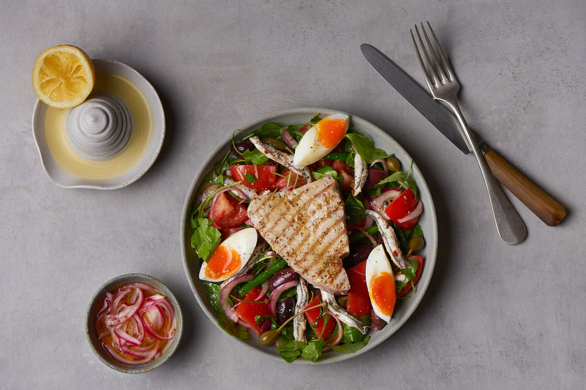 Yellowfin tuna Niçoise salad with quick pickled onions – Leap Wild Fish